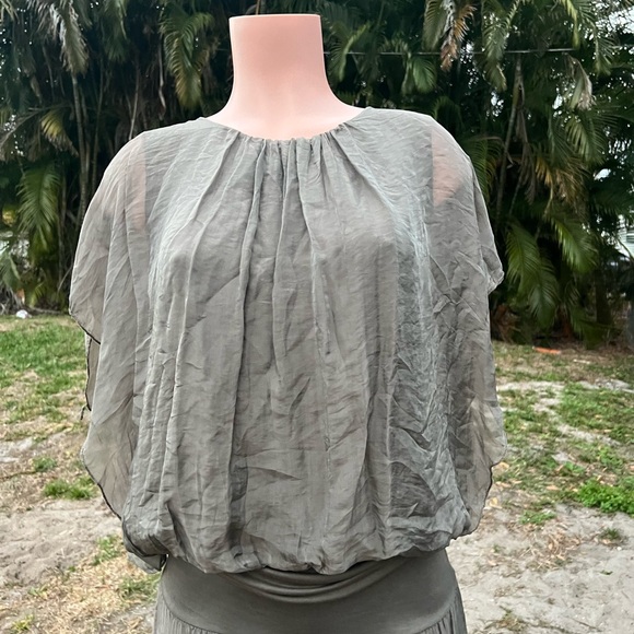 Set - Picture 2 of 9